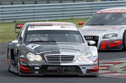 Mücke s MB DTM zajel pole position pro sobotní tříhodinovku  v polské Poznani