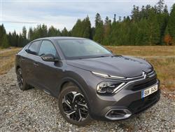 Test Citroenu C4X 1,2 turbo automat Shine