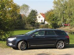 Test nejsilnjho vyrbn kombi od Citroenu - C 5 s tlitrovm dieselovm estivlcem HDI