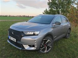 Test DS7 Crossback 1,6 Performance line s automatem