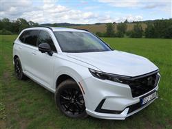 Test Hondy CR-V e PHEV 2,0i MMD Advance tech s pednm pohonem