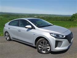 Test Hyundae Ioniq Hybrid s benzínovým motorem s elektrickým pomocníkem
