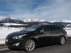 Velký rodinný kombík Hyundai i40 s úsporným motorem 1,7 D