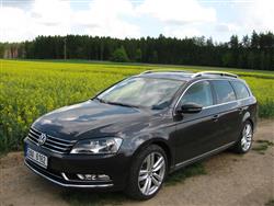 Rodinné kombi s úsporným naftovým motorem s automatickou převodovkou - VW Passat 2,0 TDI DSG