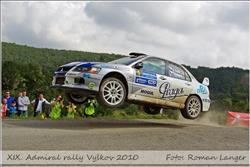 Příbramská rallye odstartovala!  Kresta odstoupil již v pátek