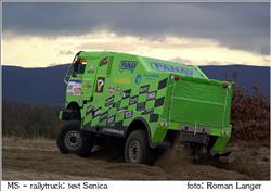 Závěrečné přípravy MS rally truck týmu a Marka Spačila před odjezdem na Dakar