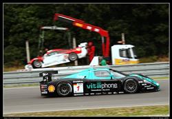 V Nogaru zatáčky svědčily vozům Corvette, ale vyhrál vůz Maserati MC12