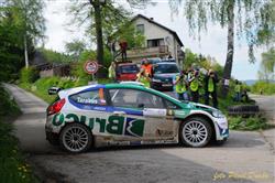 Jaromír Tarabus učí  Fiestu S 2000 nejen závodit, ale také létat