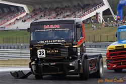 Právě  nyní: Vyšel nový Truck Racing Magazine  pro fandy trucků