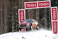 Inženýři týmu Citroën Racing vzali vůz DS3 a přizpůsobili ho dle potřeb závodního týmu značky.