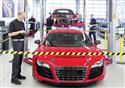 Pohled za oponu vývoje elektromobilu Audi R8 e tron