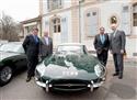 Ženevský autosalon zažil velký návrat. Oslavy 50. výročí vzniku legendárního Jaguaru E type