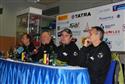 Tatra Loprais team na přejímkách -Dakar 2009, foto týmu