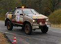 Mirek Zapletal s Hummerem v Lotyšsku, podzim 2009, foto týmu