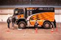 Zapletalův tým na přejímkách - Dakar 2009, foto týmu
