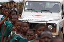 Land Rover dlouhodobě pomáhá Červenému kříži s obnovou