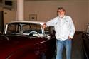 Automobilový závodník Otta Buchberger slaví 77 a ještě  staví auta i plánuje