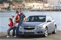 cruze_static_33.jpg