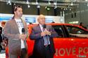 Autosalon Brno 2009 a rozdávání aut objektivem Víti Klígla
