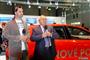 Autosalon Brno 2009 a rozdávání aut objektivem Víti Klígla