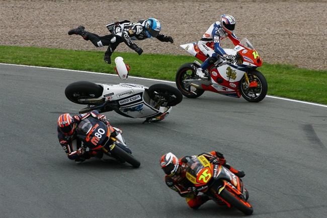 Nejlepší motoristické fotky roku 2011 ze soutěže Zlaté  oko 2011