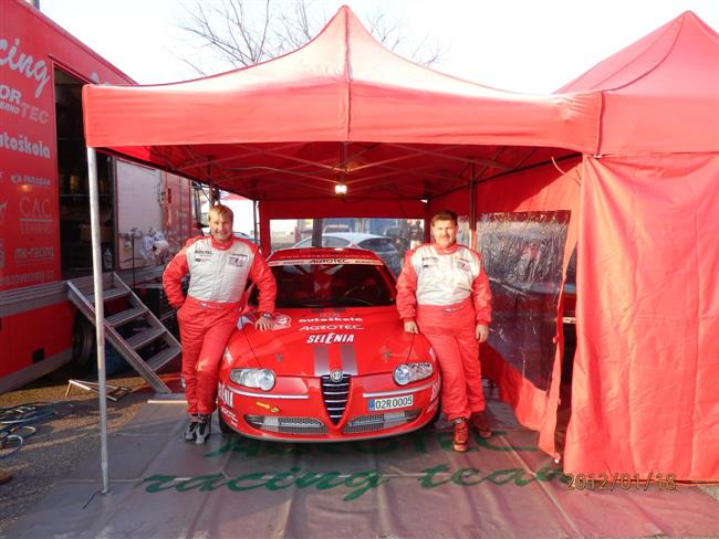 Martin Rada s Jardou Jugasem zlatí ve třídě 8 na soutěži MS - Monte 2012