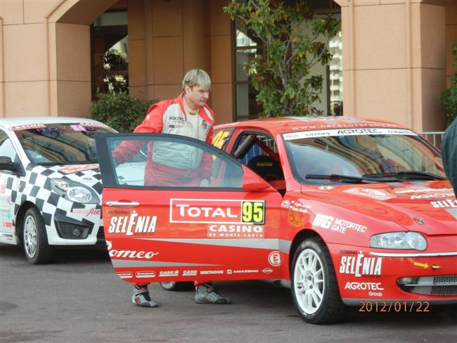 Martin Rada s Jardou Jugasem zlatí ve třídě 8 na soutěži MS - Monte 2012
