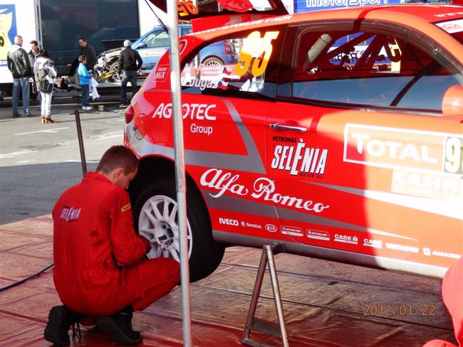 Martin Rada s Jardou Jugasem zlatí ve třídě 8 na soutěži MS - Monte 2012