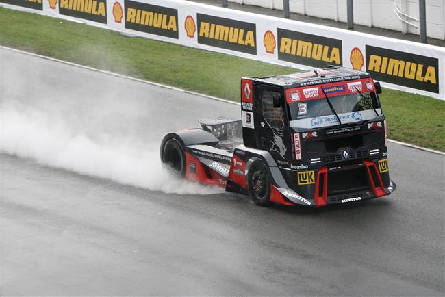 Úvodní den v Le Mans se může jmenovat Lachézova sobota