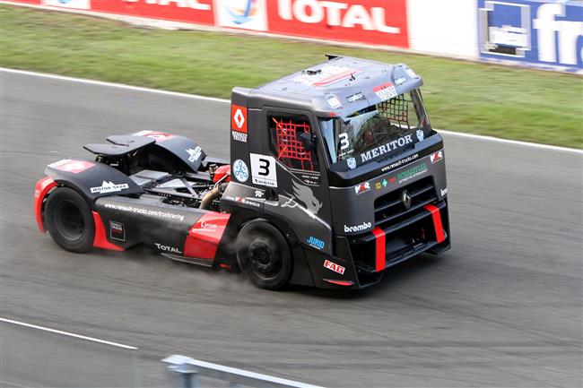 A Le Mans stvoilo ampiona. Titul obhjil Hahn.