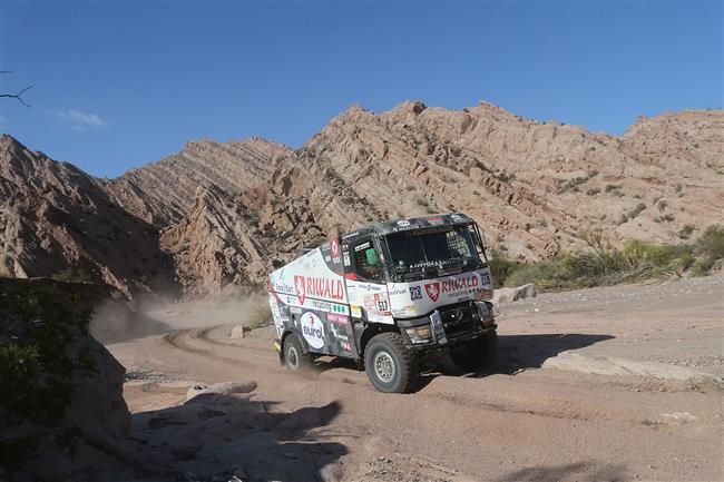 6. etapu Dakaru jely vechny ti kamiony MKR