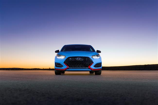 Hyundai i30 N vtzem ankety Sports Cars of the Year 2018