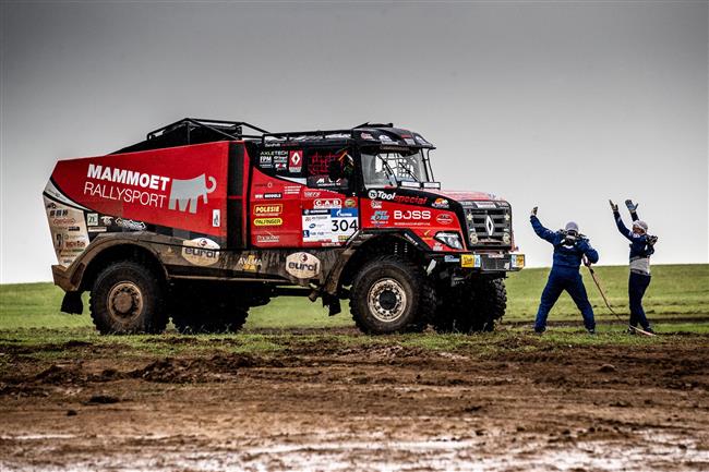 Van den Brink vyhrv posledn etapu Silk Way Rally