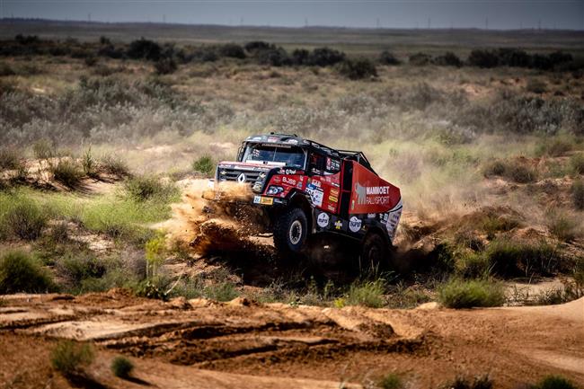 Van den Brink vyhrv posledn etapu Silk Way Rally