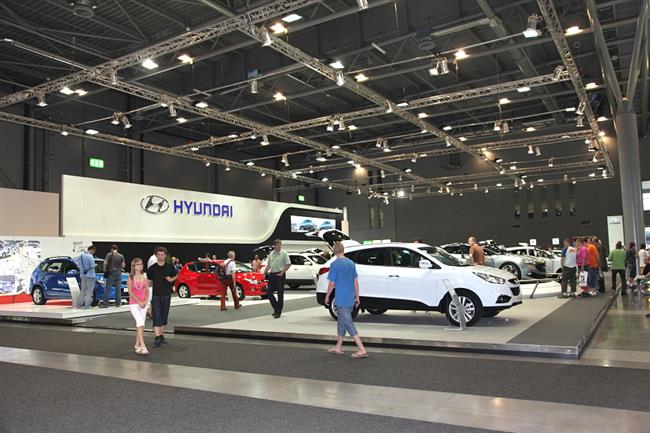 Autosalon § Autotec Brno 2010 objektivem M. Knedly sen.