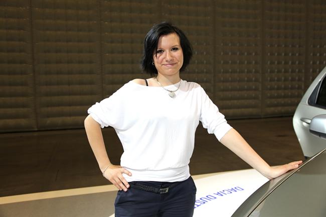 Autosalon § Autotec Brno 2010 a krásné kočičky objektivem M. Knedly sen.