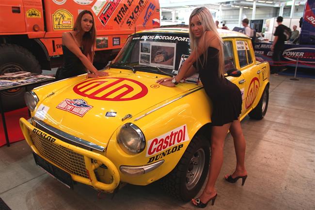 Autosalon § Autotec Brno 2010 a krásné kočičky objektivem M. Knedly sen.