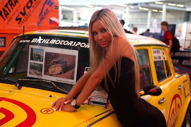 Autosalon § Autotec Brno 2010 a krásné kočičky objektivem M. Knedly sen.