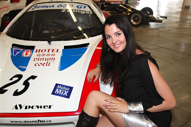 Autosalon § Autotec Brno 2010 a krásné kočičky objektivem M. Knedly sen.