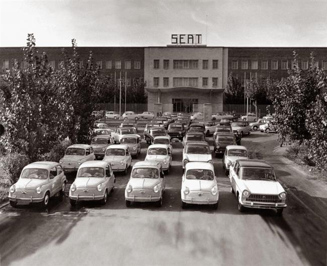 60 let automobilky SEAT