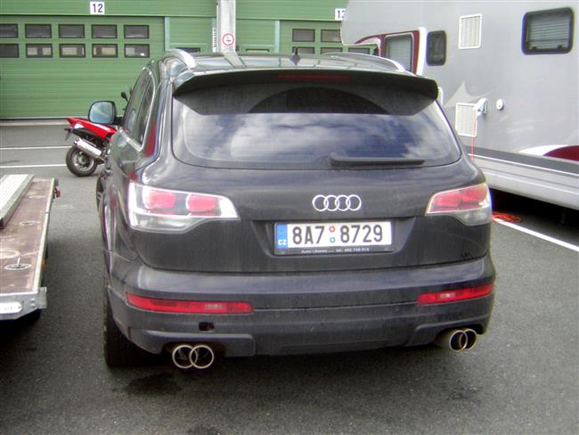 Epilog 2011 - sportovní vozy a další krasavci v depu