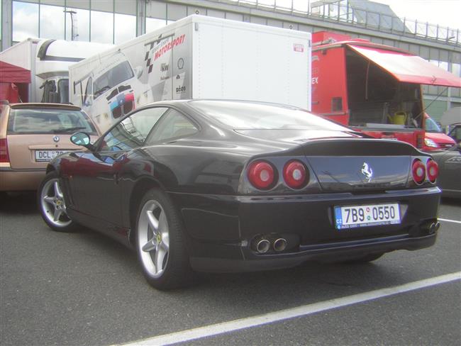 Epilog 2011 - sportovní vozy a další krasavci v depu