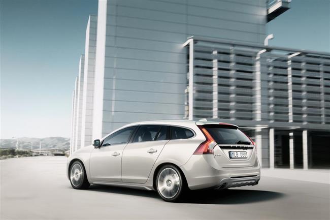 V roce 2011 Volvo Cars na autosalonu v enev pedstav model V60 Plug in Hybrid