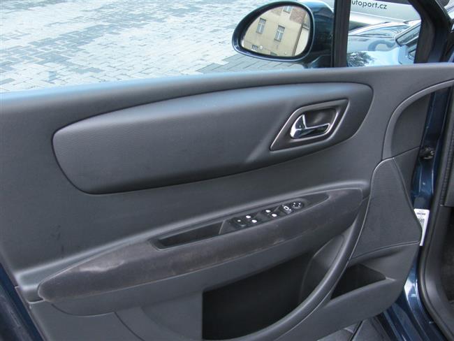 Test  vozu Citroen C4 v pěti dveřovém provedení SX Pack 1,6 VTI