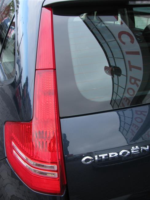 Test  vozu Citroen C4 v pěti dveřovém provedení SX Pack 1,6 VTI
