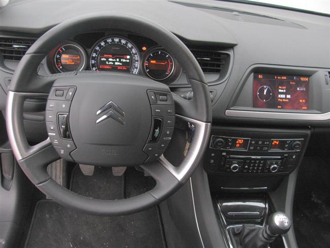 Test : Komfortní elegantní Combi střední třídy Citroen C 5
