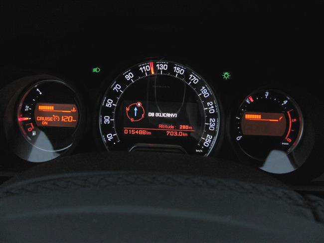 Test : Komfortní elegantní Combi střední třídy Citroen C 5