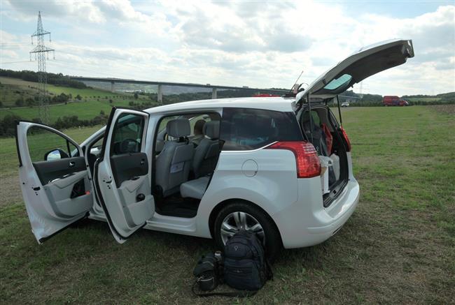 Krtk test luxusnho  vozu Peugeot 5008: Obrovsk benznorout!
