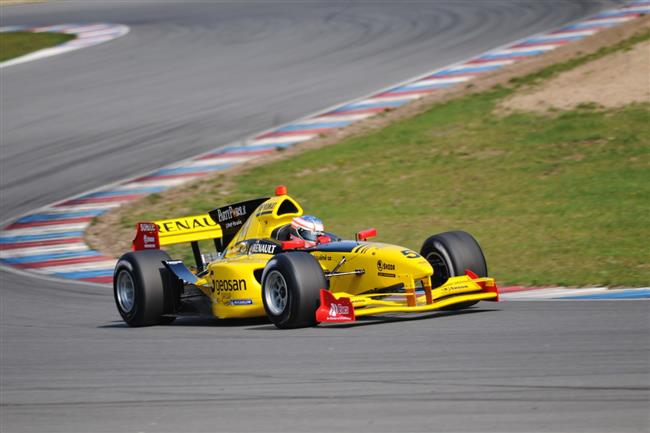 Premirov ronk Auto GP odstartoval v Brn: Jan Charouz dvakrt bodoval