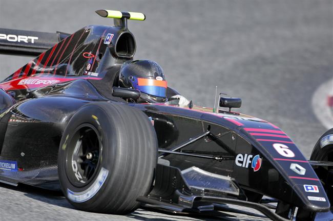 Jan Charouz a jeho spn testy form. Renault, bezen 2010, foto tmu